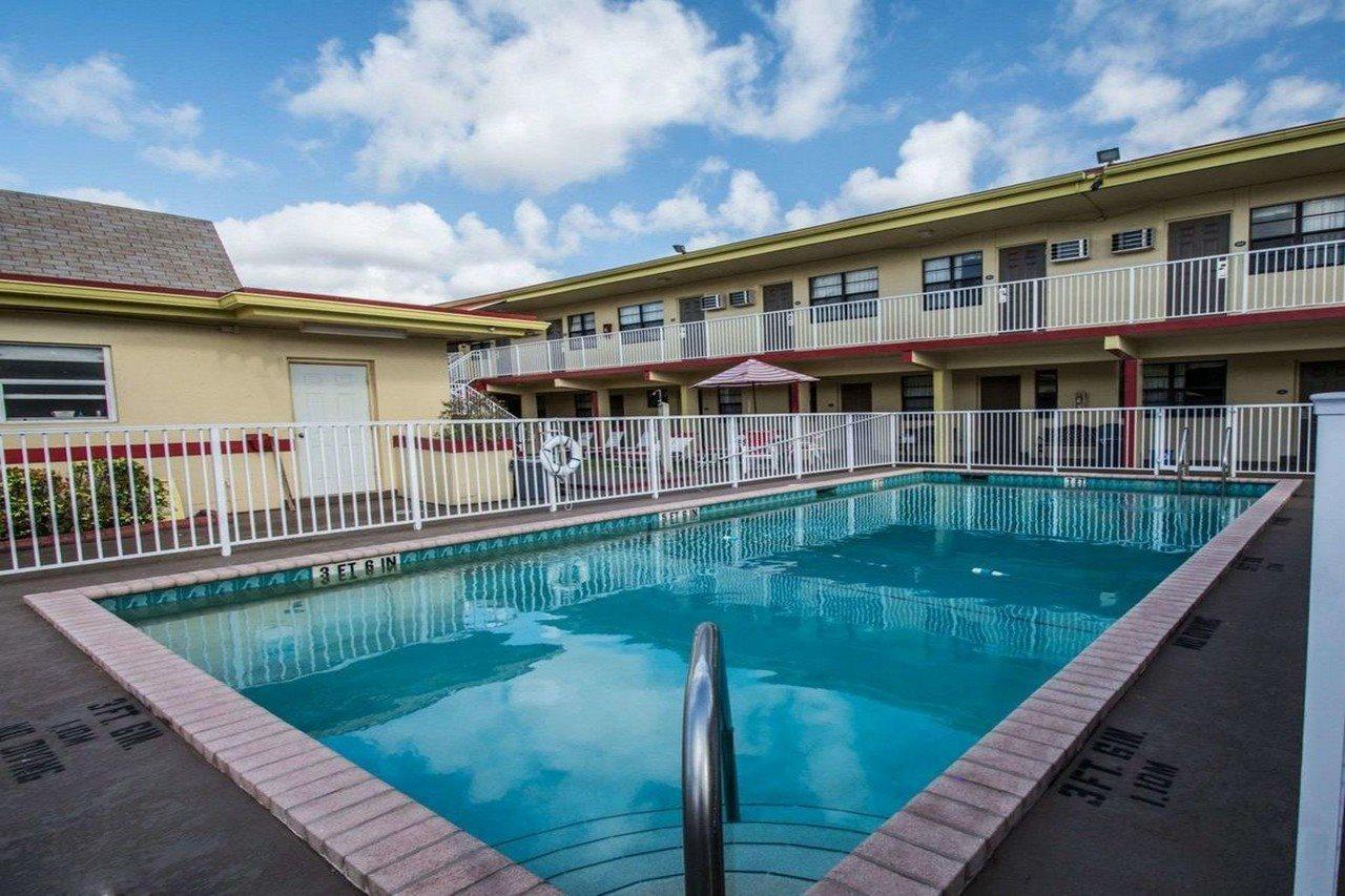Fort Lauderdale Gardens Inn & Suites Ft Lauderdale International Airport Hollywood Exterior foto